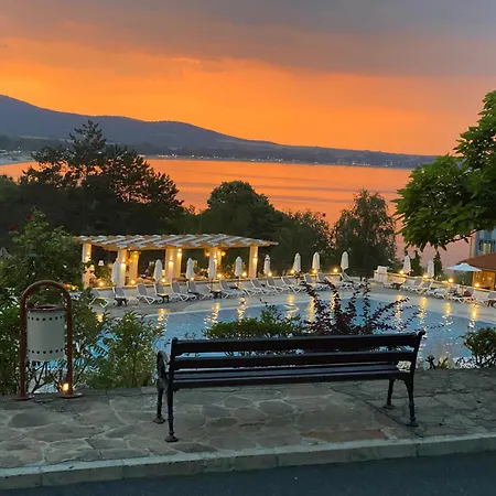 아파트 Aj 1 With Pool View, Santa Marina Village, 소조폴
